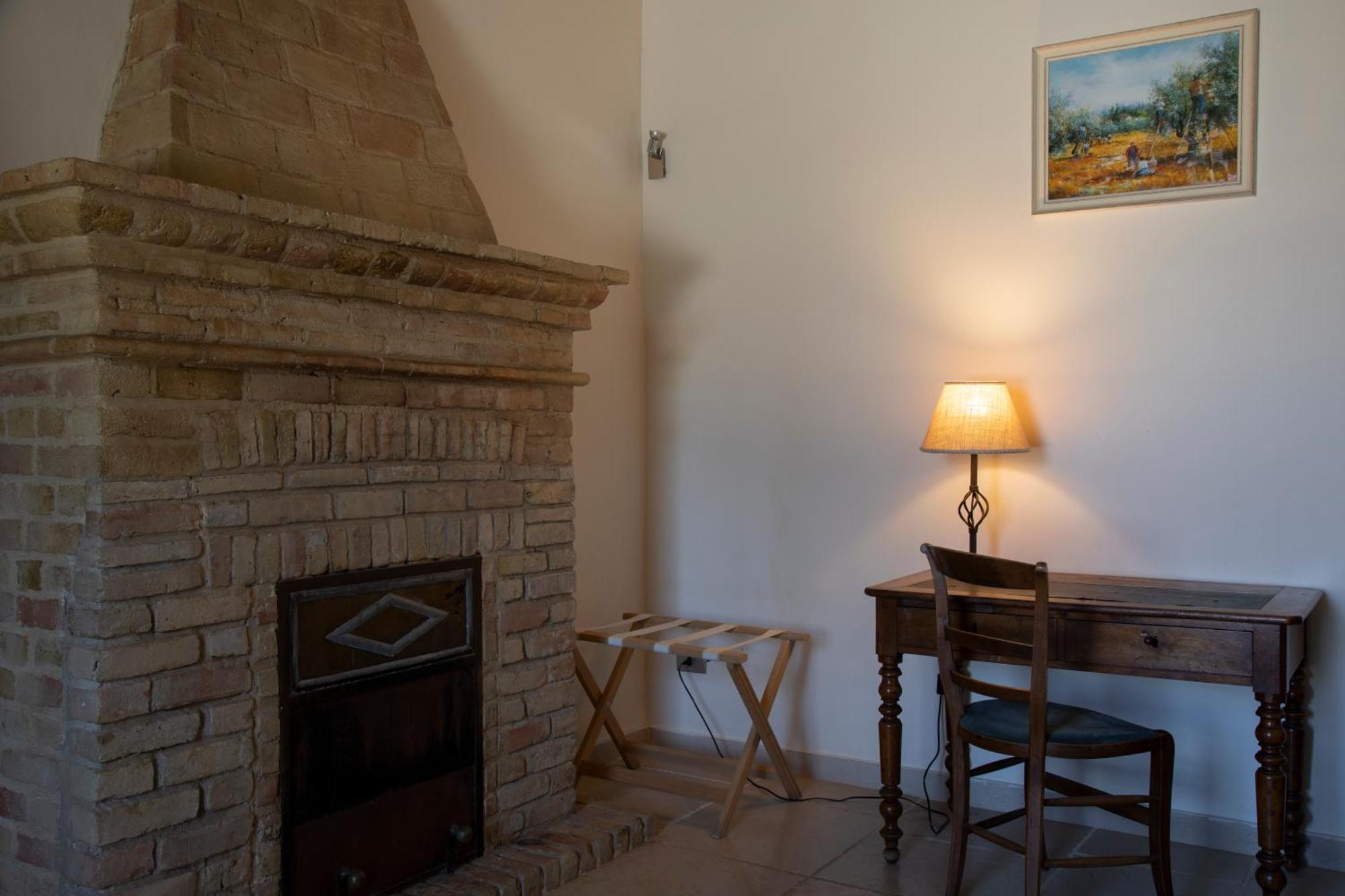 Masseria Celentano Relais & Agriturismo 산세베로 외부 사진