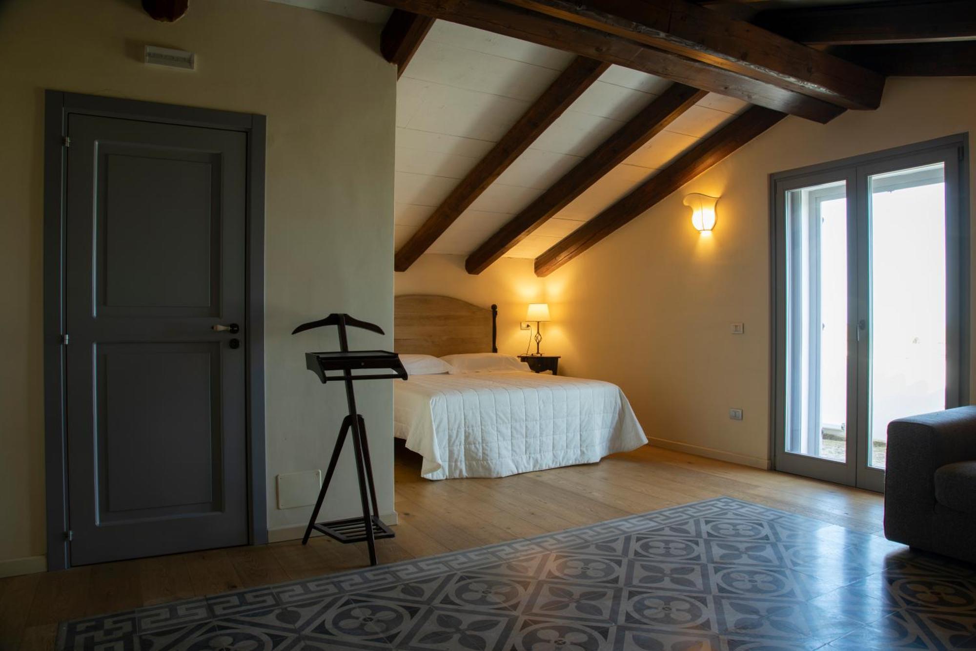 Masseria Celentano Relais & Agriturismo 산세베로 외부 사진